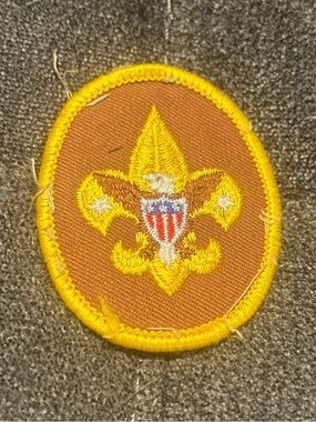 Boy Scouts Fleur-de-lis Embroidered Patch - Yellow & Brown